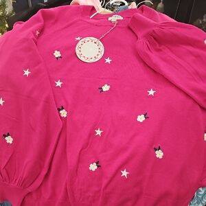 Umgee Fuchsia  Sweater with Star and Flower Embroidery